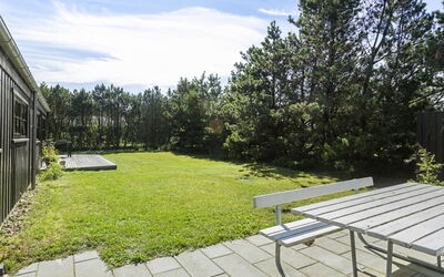 Sheyla - 150M from the Sea