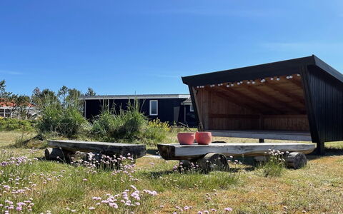Selle - 100M from the Sea: Piscina, Mueble Para Exteriores, Mueble, Recurso, Losa, Eco Hotel, Sombra, Silla, Ocio, Inmuebles