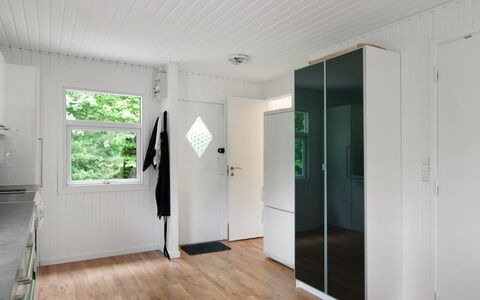 Hilde - 1.7Km from the Sea: Piscina, Mueble Para Exteriores, Mueble, Recurso, Losa, Eco Hotel, Sombra, Silla, Ocio, Inmuebles