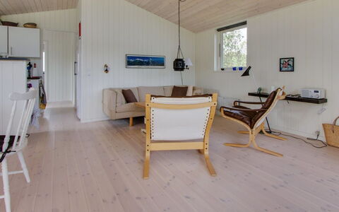 Fleur - 50M from the Sea: Piscina, Mueble Para Exteriores, Mueble, Recurso, Losa, Eco Hotel, Sombra, Silla, Ocio, Inmuebles