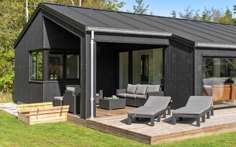 Sinna - from the Sea: Madera, Casa, Porche, Cubierta, Madera Dura, Techo, Manchas De Madera, Suelos De Madera, Eco Hotel