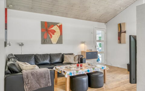 Karstina - 1Km from the Sea: Mueble, Diseño De Interiores, Piso, Pared, Madera, Techo, Sofá, Suelo, Sala, Habitación