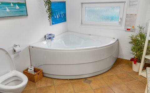 Hielm - 1Km from the Sea: Piscina, Mueble Para Exteriores, Mueble, Recurso, Losa, Eco Hotel, Sombra, Silla, Ocio, Inmuebles