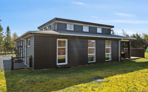 Todor - 1.1Km from the Sea: Piscina, Mueble Para Exteriores, Mueble, Recurso, Losa, Eco Hotel, Sombra, Silla, Ocio, Inmuebles