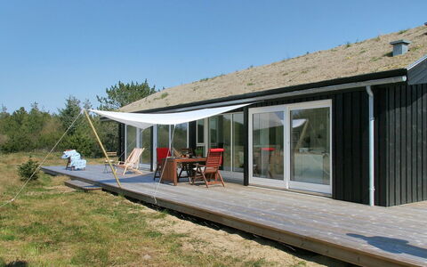 Melinda - 2Km from the Sea: Techo, Sombra, Mueble Para Exteriores, Estructura Al Aire Libre, Silla, Cubierta, Toldo, Edificios Del Jardín