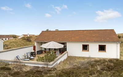 Emiljan - 400M from the Sea