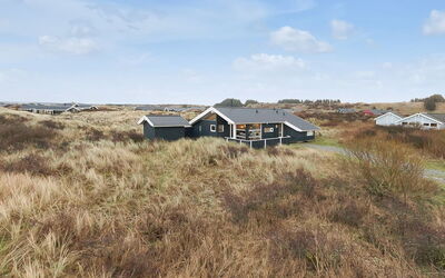 Frederikka - 350M from the Sea