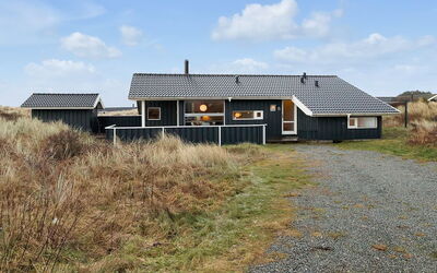 Frederikka - 350M from the Sea