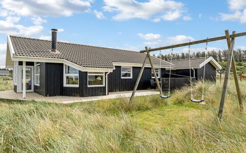 Fanni - 460M from the Sea