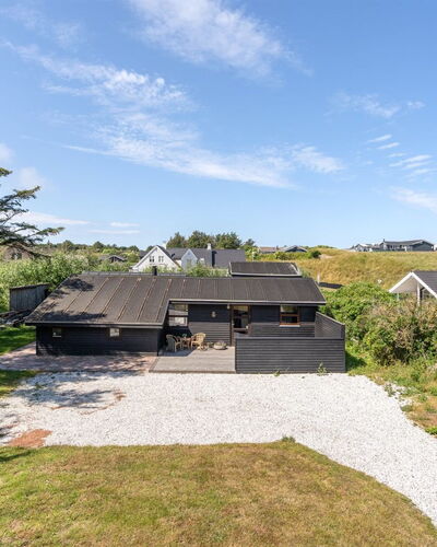 Grubbe - 600M from the Sea