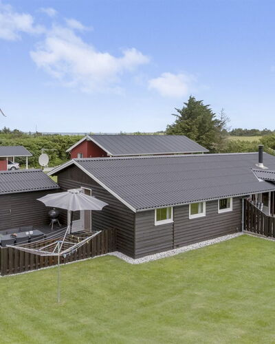 Sampsa - 600M from the Sea