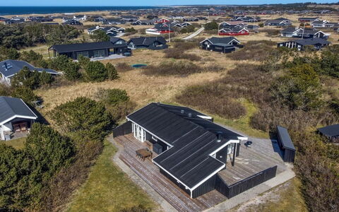 Arkil - 300M from the Sea: Techo