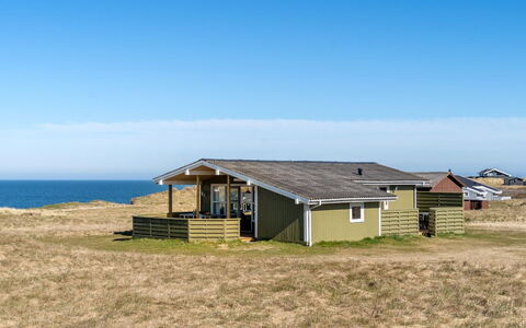 Asger - 50M from the Sea: Arquitectura, Techo, Casa, Material Compuesto, La Luz Del Día, Vía Muerta, Entrada De Coches
