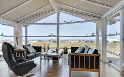 Konsta - 200M from the Sea: Piscina, Mueble Para Exteriores, Mueble, Recurso, Losa, Eco Hotel, Sombra, Silla, Ocio, Inmuebles