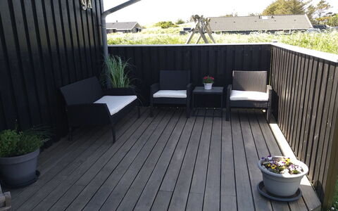 Caro - 807M from the Sea: Mueble, Diseño De Interiores, Piso, Madera, Suelo, Techo, Suelos De Madera, Silla, Mesa, Encendiendo