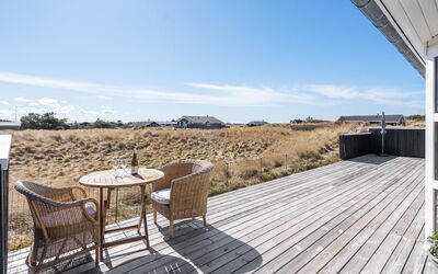 Caro - 807M from the Sea