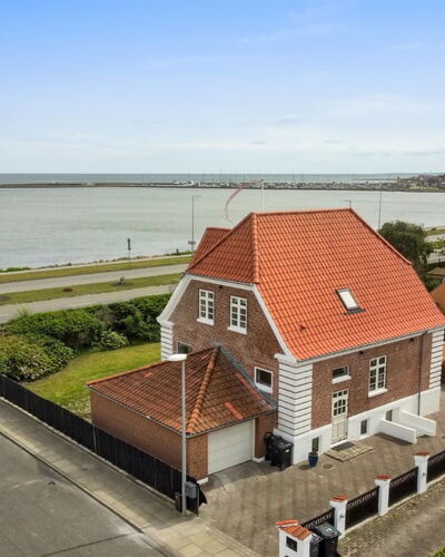 Kosara - 50M from the Sea
