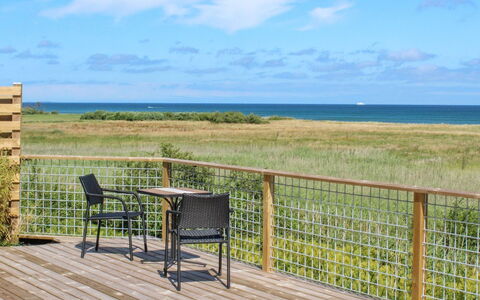 Marlena - 150M from the Sea: Piscina, Mueble Para Exteriores, Mueble, Recurso, Losa, Eco Hotel, Sombra, Silla, Ocio, Inmuebles