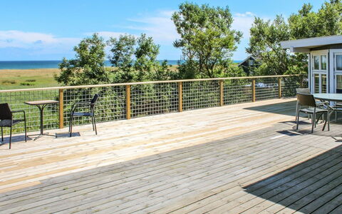 Marlena - 150M from the Sea: Piscina, Mueble Para Exteriores, Mueble, Recurso, Losa, Eco Hotel, Sombra, Silla, Ocio, Inmuebles