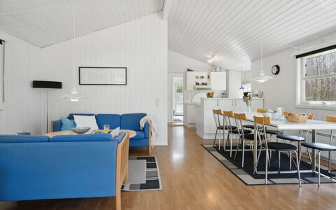 Nicklas - 2Km from the Sea: Piscina, Mueble Para Exteriores, Mueble, Recurso, Losa, Eco Hotel, Sombra, Silla, Ocio, Inmuebles