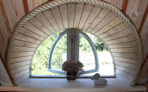 Gravers - 300M from the Sea: Piscina, Mueble Para Exteriores, Mueble, Recurso, Losa, Eco Hotel, Sombra, Silla, Ocio, Inmuebles