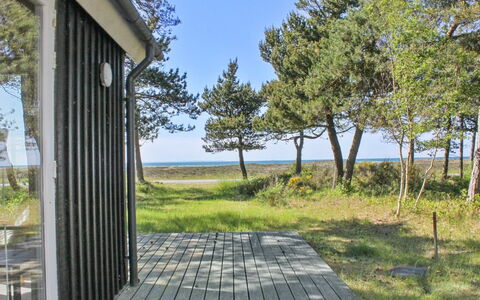 Hatem - 200M from the Sea: Madera, Casa, Porche, Cubierta, Madera Dura, Techo, Manchas De Madera, Suelos De Madera, Eco Hotel