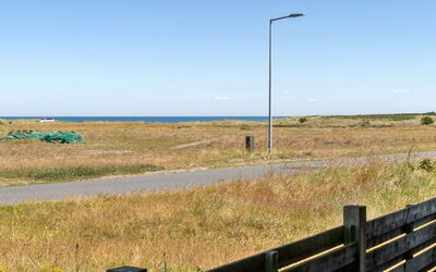 Thrineke - 200M from the Sea