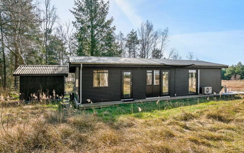 Shayene - 2.5Km from the Sea: Madera, Casa, Porche, Cubierta, Madera Dura, Techo, Manchas De Madera, Suelos De Madera, Eco Hotel