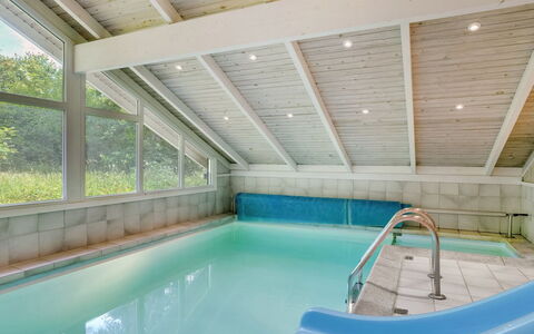 Lovis - 600M from the Sea: Techo, Piscina, Recurso, Ático, Hotel, Eco Hotel