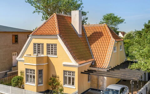 Amila - 425M from the Sea