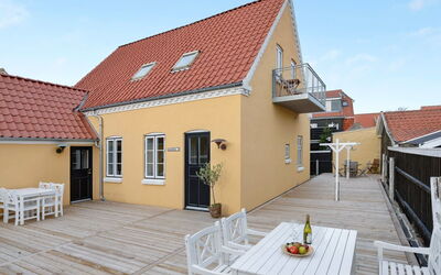 Ejler - 200M from the Sea