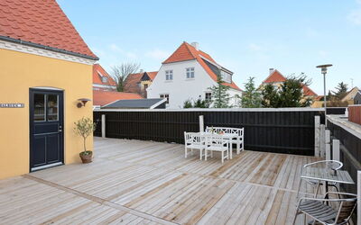 Ejler - 200M from the Sea