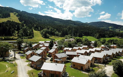Sankt Georgen am Kreischberg 410: Cielo, Edificio, Ventana, Árbol, Planta, Casa, El Terreno Del Lote, Cabaña, Madera, Vía Muerta