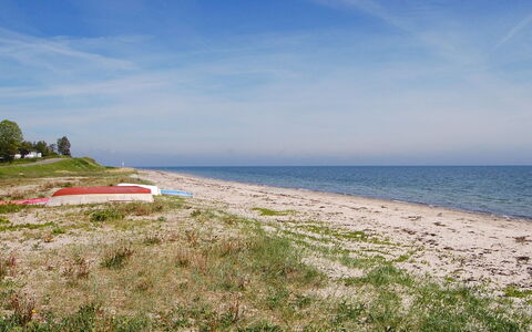 Melina - 100M from the Sea: Piscina, Mueble Para Exteriores, Mueble, Recurso, Losa, Eco Hotel, Sombra, Silla, Ocio, Inmuebles