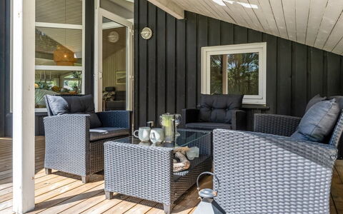 Vilmar - 1.2Km from the Sea: Madera, Piso, Mueble, Suelo, Casa, Diseño De Interiores, Porche, Suelos De Madera, Cubierta, Madera Dura