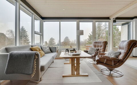 Lefke - 400M to the Fjord: Arquitectura, Techo, Casa, Material Compuesto, La Luz Del Día, Vía Muerta, Entrada De Coches