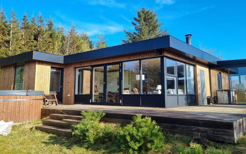 Lefke - 400M to the Fjord: Arquitectura, Techo, Casa, Material Compuesto, La Luz Del Día, Vía Muerta, Entrada De Coches