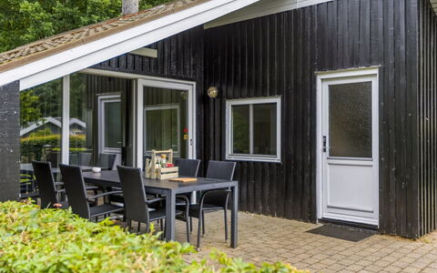 Corinna - 28Km from the Sea: 