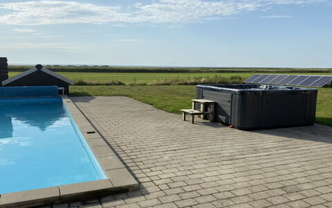 Stefania - 700M from the Sea: Techo, Sombra, Césped, Yarda, Piscina, Mueble Para Exteriores, Patio Interior, Cobertizo