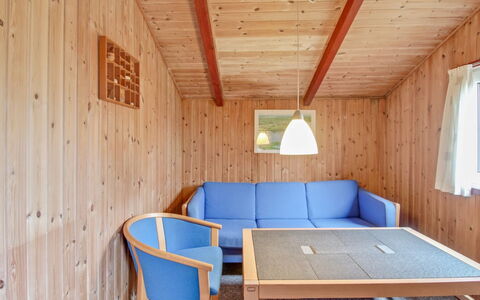Annik - 980M to the Fjord: Mueble, Diseño De Interiores, Piso, Madera, Suelo, Techo, Suelos De Madera, Silla, Mesa, Encendiendo