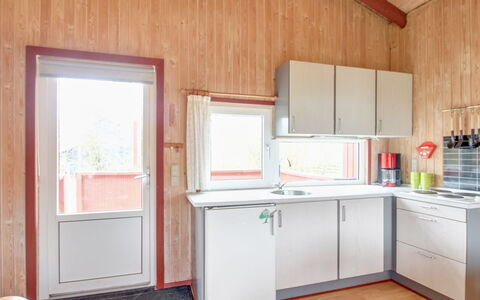 Annik - 980M to the Fjord: Mueble, Diseño De Interiores, Piso, Madera, Suelo, Techo, Suelos De Madera, Silla, Mesa, Encendiendo