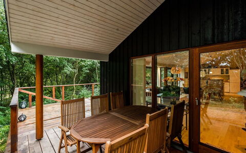 Nelie - 40Km from the Sea: Piscina, Mueble Para Exteriores, Mueble, Recurso, Losa, Eco Hotel, Sombra, Silla, Ocio, Inmuebles