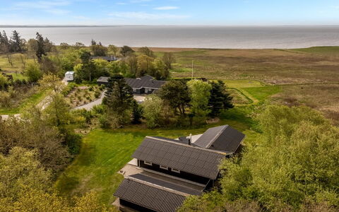 Eske - 200M to the Fjord: Hierba, Pradera, Paisaje, Ecorregión, Llanura, Planta De La Comunidad, El Terreno Del Lote, Mueble Para Exteriores, Pradera, Shrubland