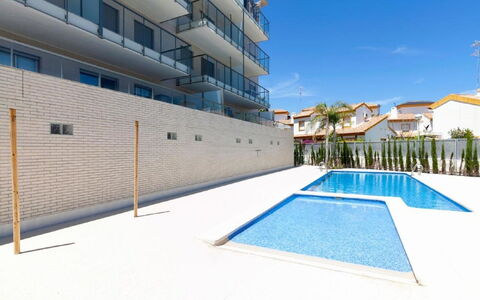 Dunas Plus Penthouse: Edificio, Tiempo De Día, Cielo, Planta, Árbol, Arecales, Cerca, Planta Terrestre, Diseño Urbano, Plantas Leñosas