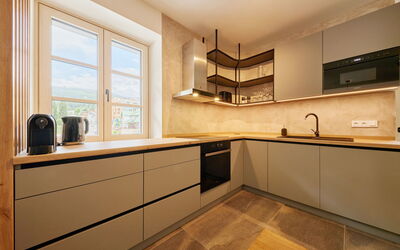 Alojamiento:&nbsp;Mountain Bliss Lounge & Grill Terrace 140.1