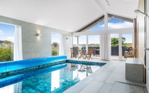 Rauli - 50M from the Sea: Piscina, Material Compuesto, Recurso, Eco Hotel, Sombra, Mueble Para Exteriores, Villa, Silla, Inmuebles, Diseño