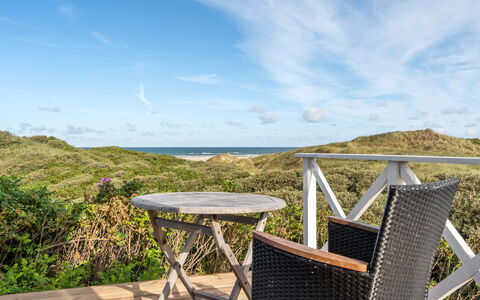 Ejvind - 100M from the Sea: Mueble, Mueble Para Exteriores, Mar, Silla, Oceano, Mesa Al Aire Libre, Costa, Eco Hotel, Balcón, Porche