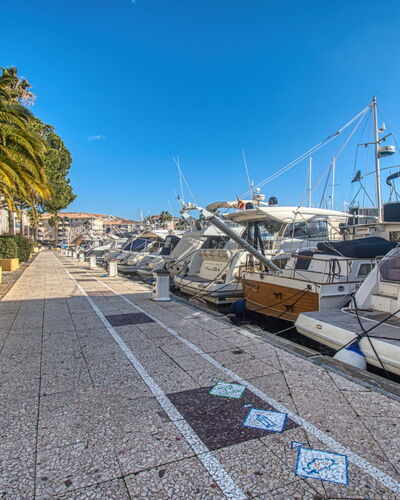 Fréjus 54