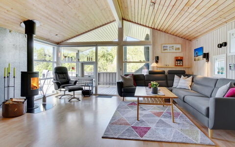 Aletha - 180M from the Sea: Madera, Diseño De Interiores, Mueble, Piso, Sala, Sofá, Techo, Suelo, Casa, Suelos De Madera
