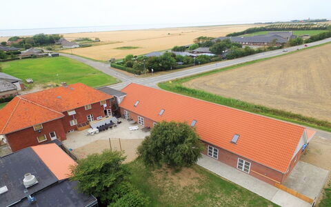 Saga: Barrio Residencial, Techo, Casa, Llanura, Casa, Paisaje, El Terreno Del Lote, Área Rural, Inmuebles, Cabaña